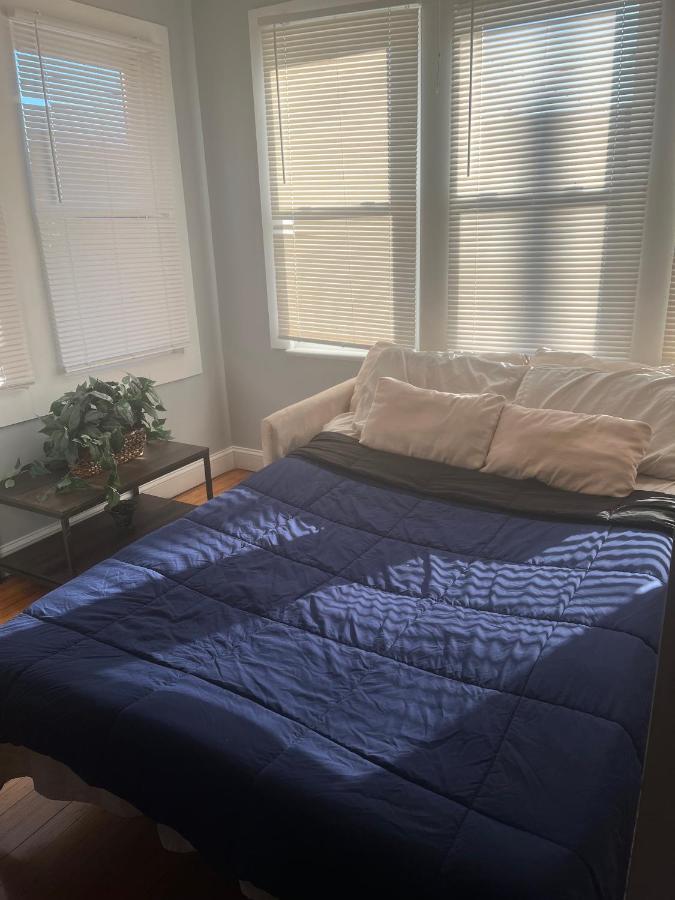Three Bed One Bath Apt 25 Mins To Nyc Belleville 外观 照片